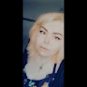 Meet your Posher, Alexia